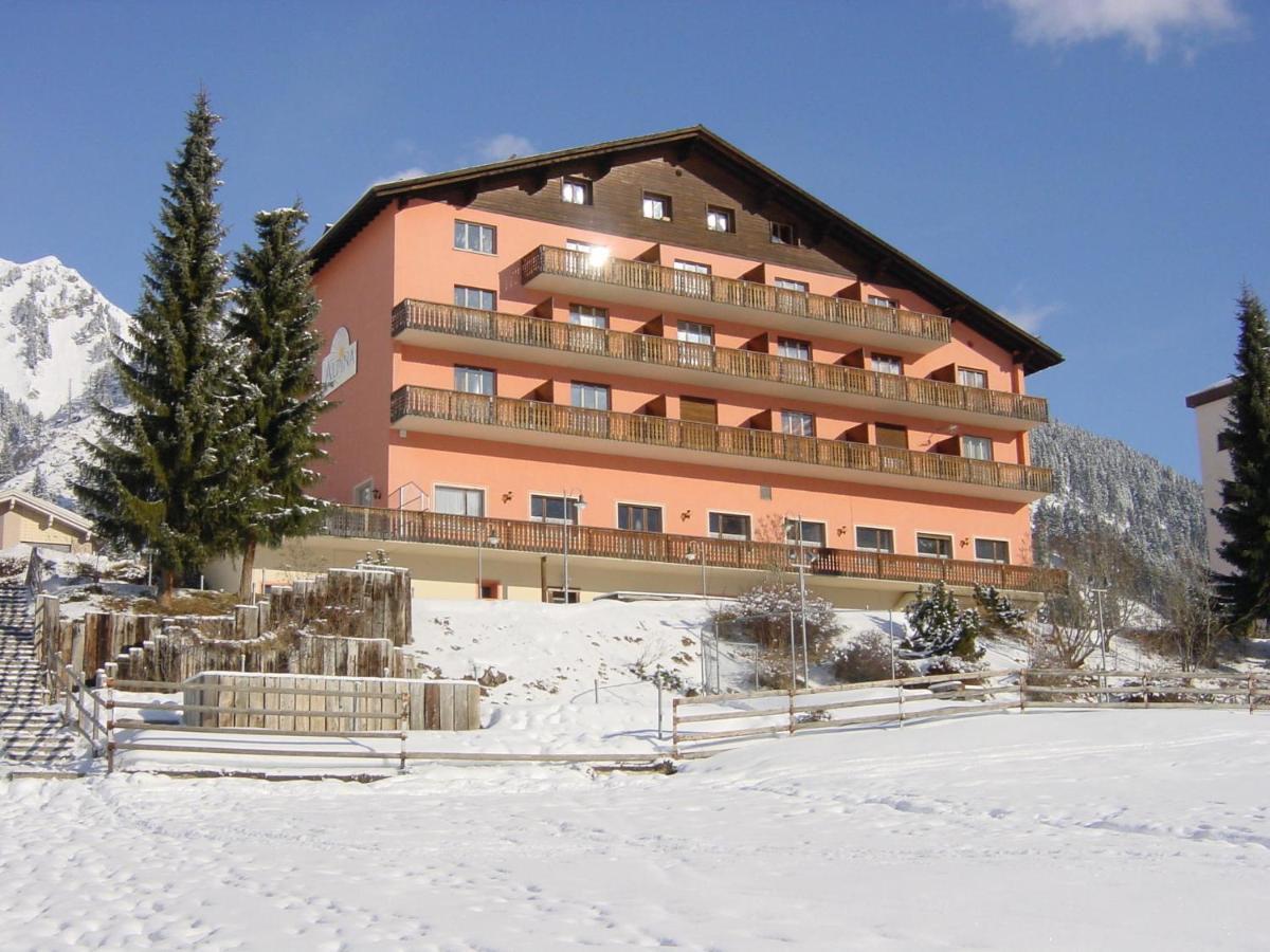 Jugendhotel Alpina Sedrun Eksteriør bilde