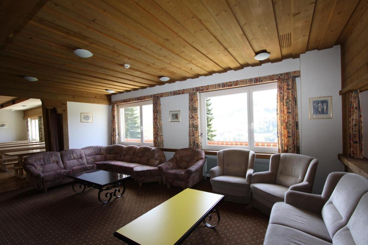 Jugendhotel Alpina Sedrun Eksteriør bilde